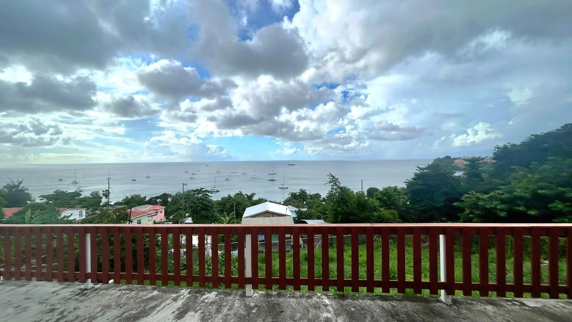 Hilltop Manor Morne Longue
